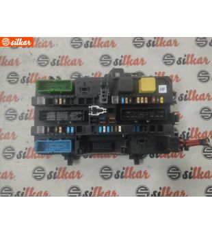 FUSIBILIERA OPEL - ZAFIRA B - MOD. 05/05 - 12/07 1.9 DIESEL