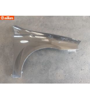 PARAFANGO ANT DX FIAT - CROMA - MOD. 01/05 - 12/07 MARRONE