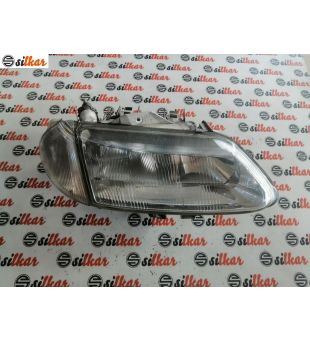 FARO ANT DX RENAULT - LAGUNA - MOD. 03/94 - 08/01