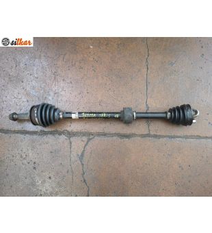 SEMIASSE DX SENZA GIUNTO SX TOYOTA - YARIS - Mod. 01/06 - 05/09 1.4 DIESEL