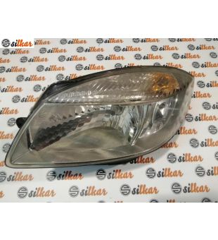 FARO PROIETTORE SINISTRO SKODA - ROOMSTER - Mod. 09/06 - 02/10