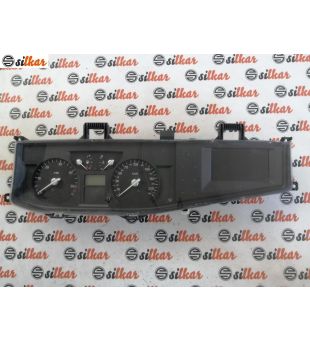 QUADRO STRUMENTI RENAULT - VEL SATIS - MOD. 02 - 09